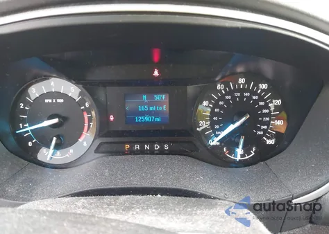 2015 Ford Fusion S z USA, uszkodzony, nr VIN 3FA6P0G70FR232119